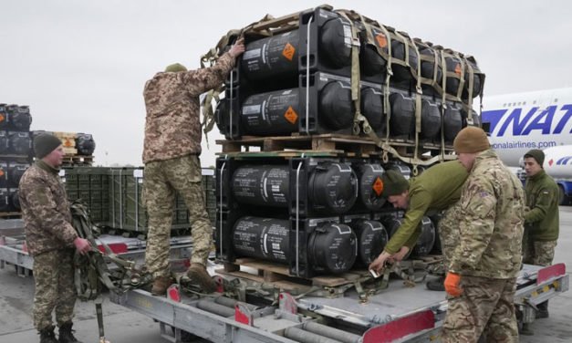 Reportan que EE.UU. casi ha duplicado ventas de armas a sus aliados de la OTAN