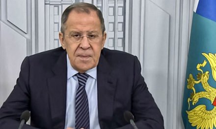 Lavrov advierte de una posible colisión entre potencias nucleares a causa de la política de EE.UU.