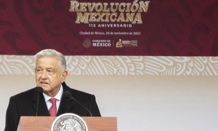 Los intereses de la deuda externa de México se van a reducir a la mitad en 2025, dice López Obrador