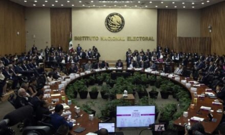 Funcionarios del INE de México presentan renuncia “irrevocable” por ‘Plan B’ electoral