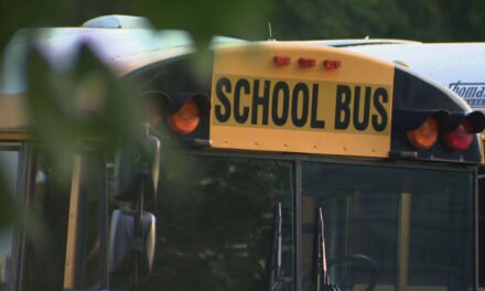 Las escuelas del condado de Robertson cierran temprano esta semana debido al calor