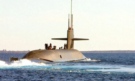 EE.UU. despliega el submarino nuclear USS Florida en el golfo Pérsico