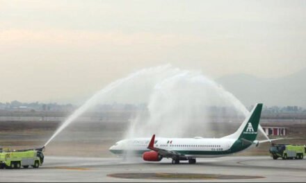 Fue desviado el primer vuelo de Mexicana de Aviación; se dirigía a Tulum