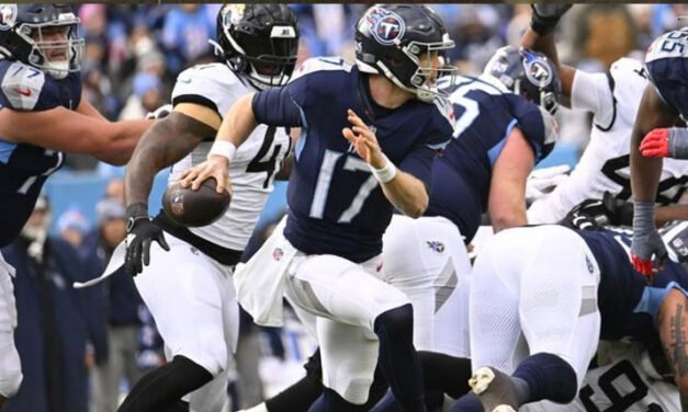 Jags eliminados de los playoffs por derrota 28-20 ante Titans