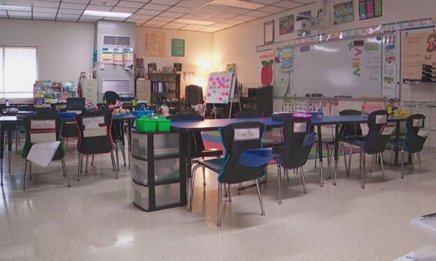 Más de 12,000 estudiantes de cuarto grado de Tennessee pueden repetir este año debido a una oscura porción de la ley