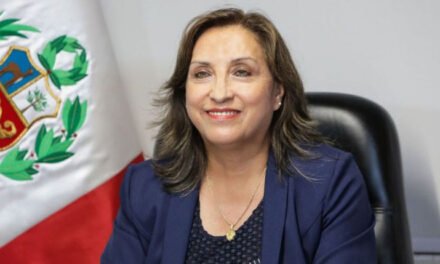 Primer ministro peruano descarta renuncia de Boluarte tras allanamiento por caso Rolex