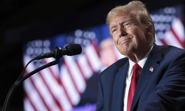 Unánime decisión de la Corte Suprema allana el camino de Trump para las presidenciales