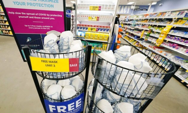 Los supermercados se beneficiaron de la pandemia pero los problemas de la cadena de suministro siguen aumentando, dice la FTC