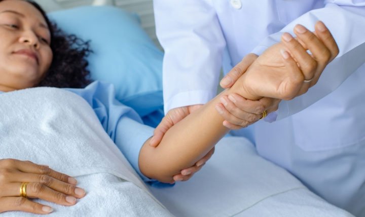 Anuncian varios muertos en México por brote bacteriano y posible síndrome de Guillain-Barré