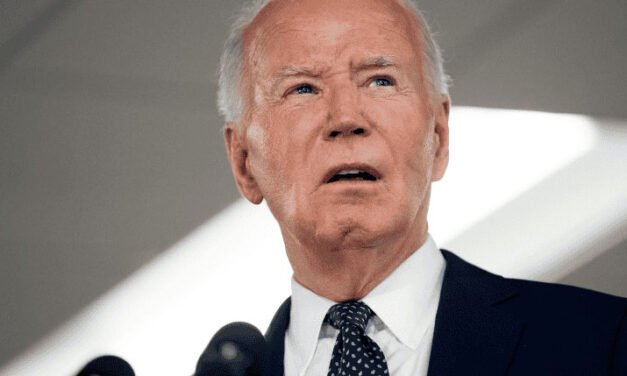 Joe Biden reconoció que tal vez no pueda salvar su candidatura