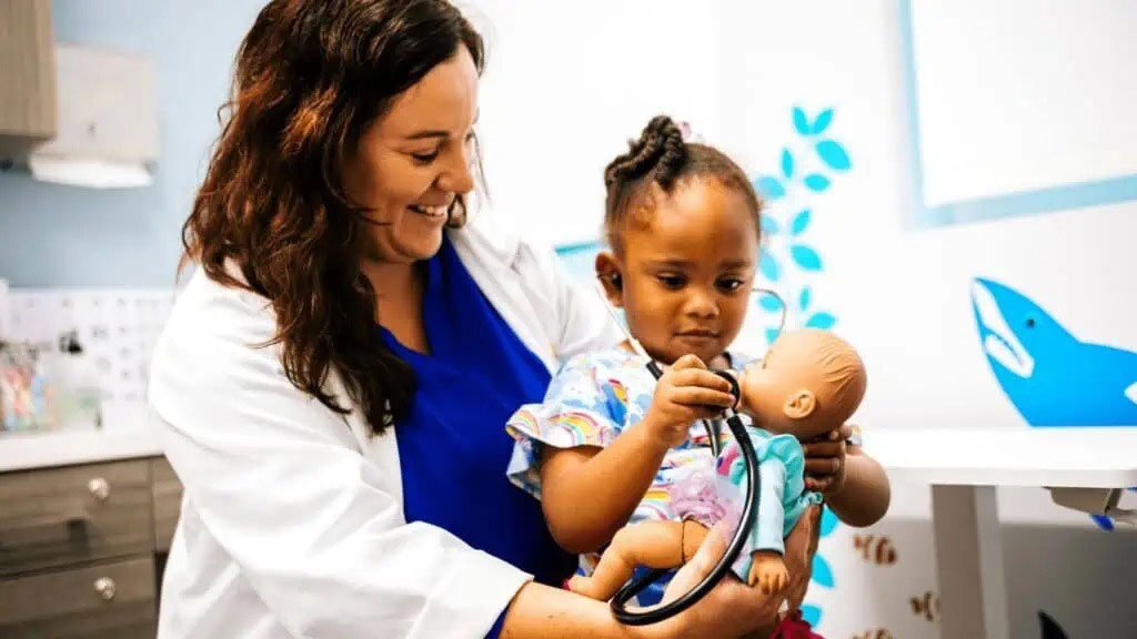 El programa Metro Health que ayuda a los bebés a vivir una vida larga y saludable recibe $5,5 millones