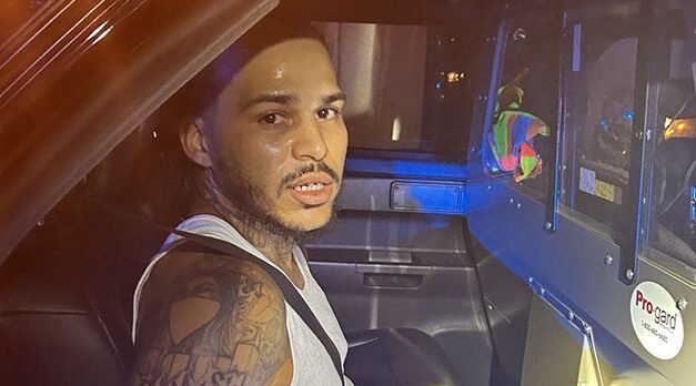 Timothy L. Davis Jr. está bajo custodia en Davidson Co tras dispararle a un policía de THP en Cookeville el pasado viernes