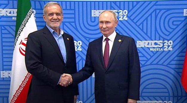 Cumbre de los BRICS: Putin habla con el presidente de Irán