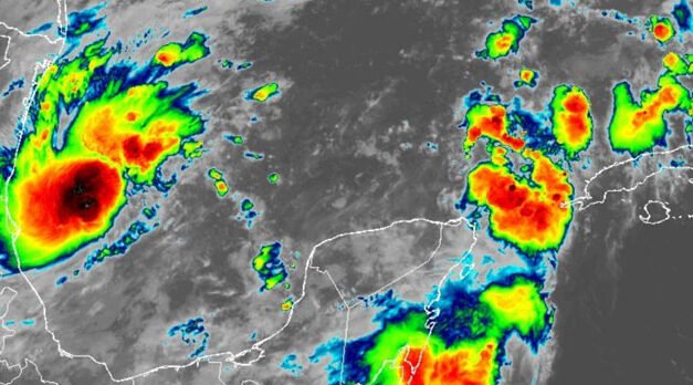 Se forma la tormenta tropical Milton en el Golfo de México y se espera que golpee Florida como huracán