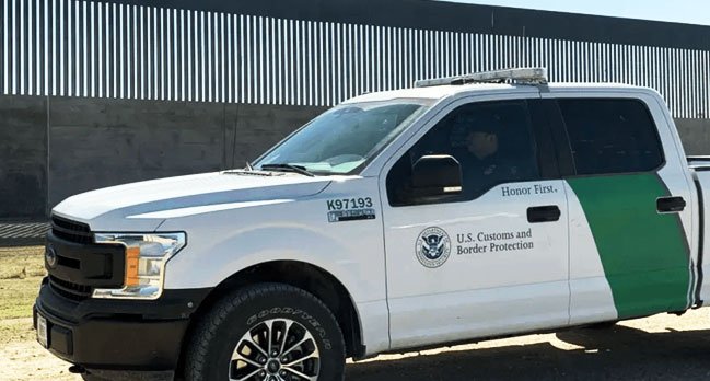 Condenan a hombre de Clarksville y a hombre de Missouri acusados ​​de conspirar para disparar a inmigrantes