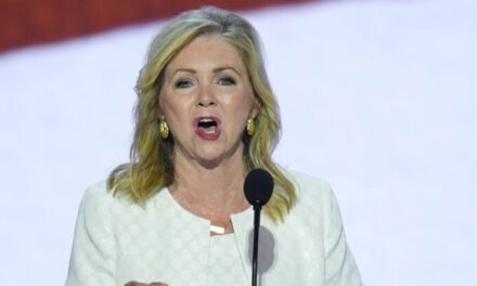 La senadora republicana Marsha Blackburn gana la reelección en Tennessee