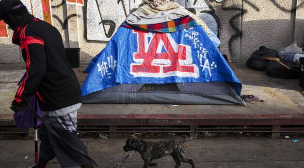 El número de personas sin hogar en Estados Unidos alcanzó un récord este año