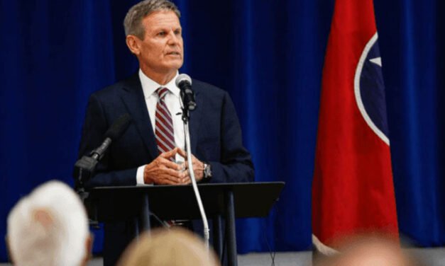 <strong>El gobernador Lee publica la agenda de la sesión especial de Tennessee sobre políticas de inmigración</strong>