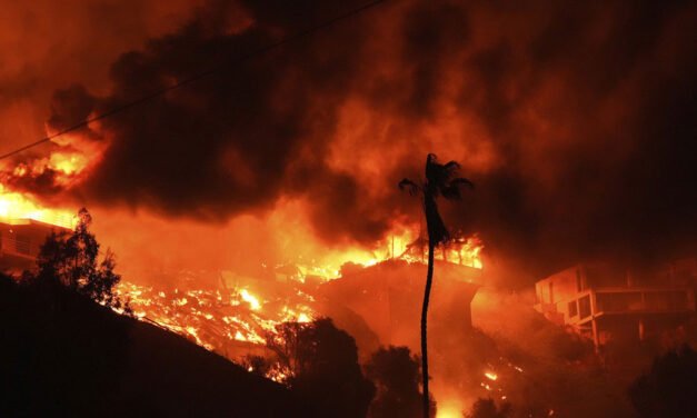 Infierno en California: incendios fuera de control dejan tierra quemada en la zona de desastre mayor