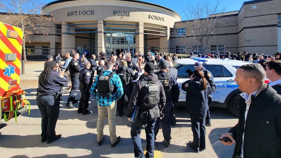 Los padres presionan para que se instalen detectores de metales en las escuelas públicas de Metro Nashville