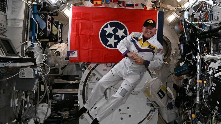 Tennessee Tech celebra el regreso del astronauta Barry Wilmore tras una misión de 9 meses a la EEI
