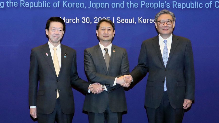 China, Japón y Corea del Sur planean respuesta conjunta a los aranceles de Trump