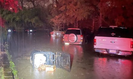 Cierres de carreteras debido a inundaciones a medida que el clima severo avanza por el centro de Tennessee