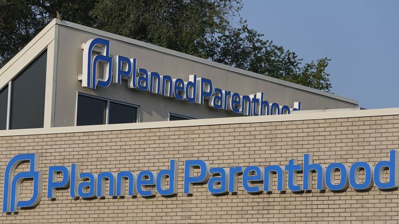 La Corte Suprema dictamina que los estados pueden cortar la financiación de Medicaid a Planned Parenthood