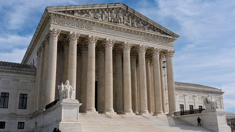 La Corte Suprema permite a Trump revocar el programa de libertad condicional de Biden; Sotomayor y Jackson emiten una mordaz disidencia