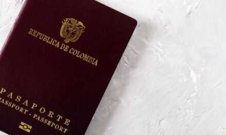 La crisis que puede dejar sin pasaporte a miles de personas en Colombia