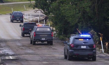 Trump promete apoyo federal tras inundaciones mortales en Texas