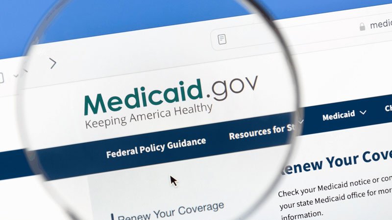 ICE obtiene acceso a datos de millones de beneficiarios de Medicaid