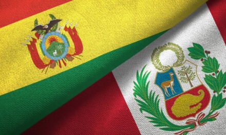 Bolivia convoca a diplomático peruano