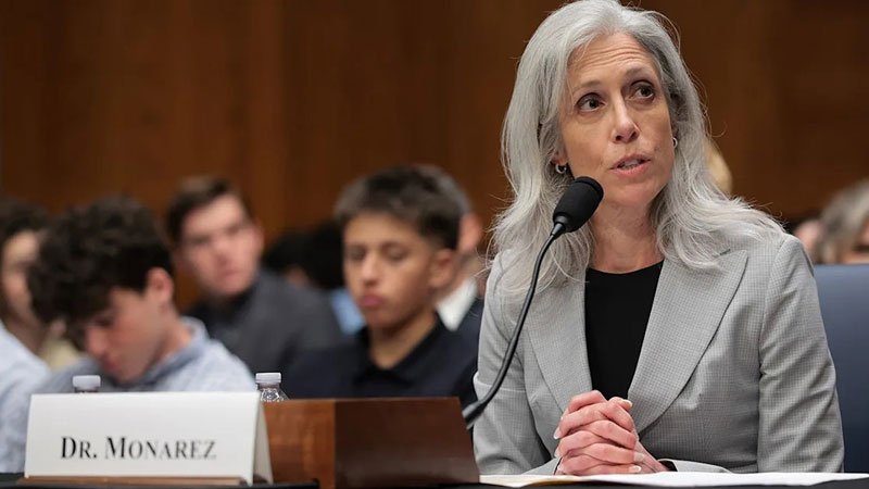 Funcionarios de los CDC renuncian tras el despido de la directora