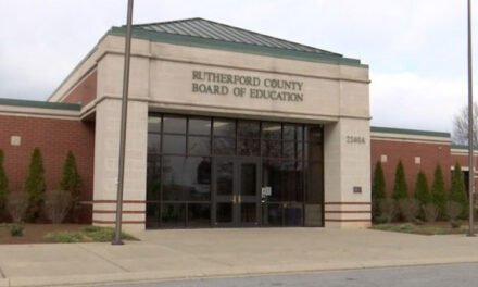 Las escuelas del condado de Rutherford regresan a clases esta mañana con algunos cambios nuevos vigentes