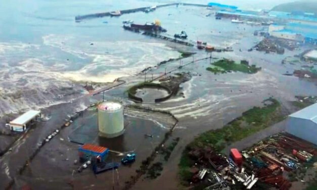 Un terremoto de magnitud 7,8 sacude las costas de la península rusa de Kamchatka