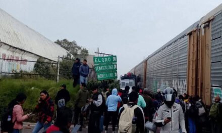 Horror en México: choque entre autobús y tren deja al menos 10 muertos y decenas de heridos