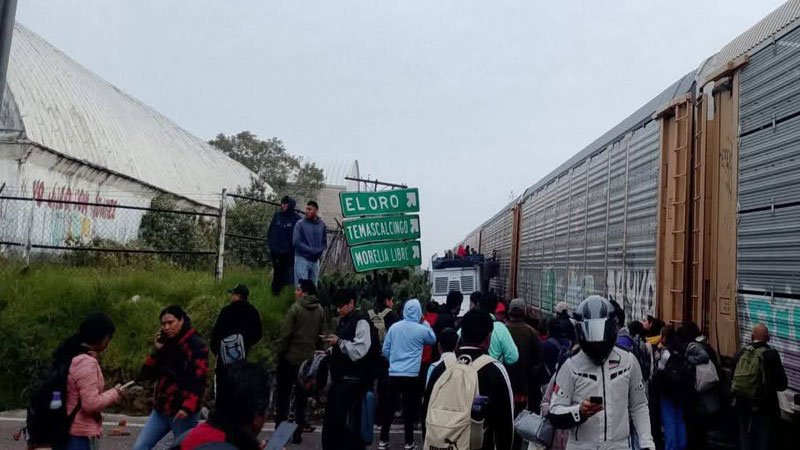Horror en México: choque entre autobús y tren deja al menos 10 muertos y decenas de heridos