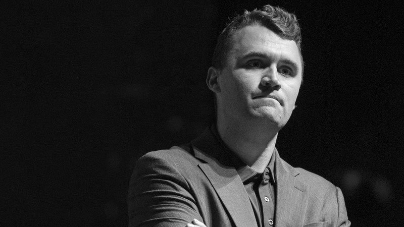 Trump anuncia la muerte del activista Charlie Kirk, tiroteado en acto público