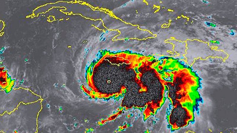 El Caribe frente al paso de Melissa, el fuerte huracán de categoría 5