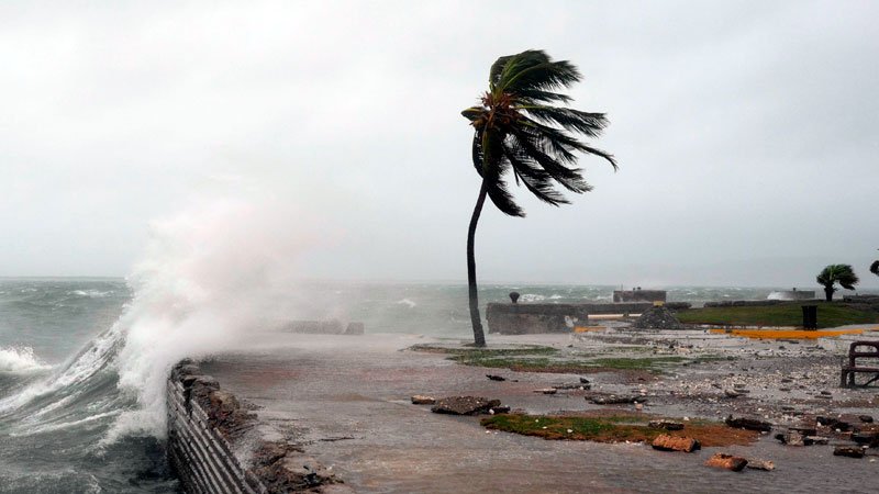 Las primeras señales del huracán Melissa llegan a Santiago de Cuba