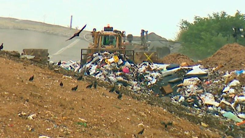 El vertedero de Middle Point refuta 4.000 quejas por olores y califica las afirmaciones de la ciudad de “sensacionalistas”.