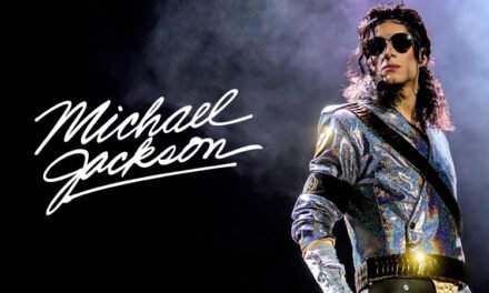 Michael Jackson se convierte en el primer artista en lograr éxitos en el Top 10 en seis décadas diferentes