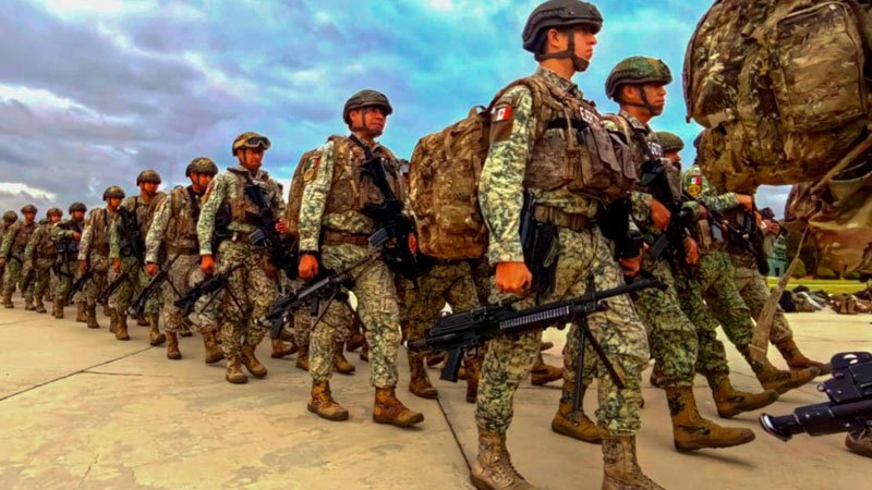 En trece días, Ejército y GN capturan a 118 en Michoacán