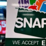 El gobierno de Trump exige a los estados que “deshagan” los pagos completos del SNAP mientras los estados advierten de un “impacto catastrófico”.