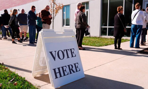 El Departamento de Justicia de Trump “monitoreará” las elecciones en California y Nueva Jersey. ¿Qué significa eso?