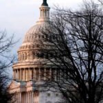 El Senado bloquea dos planes sobre los seguros de salud: las primas de ‘Obamacare’ subirán en 2026 sin un acuerdo