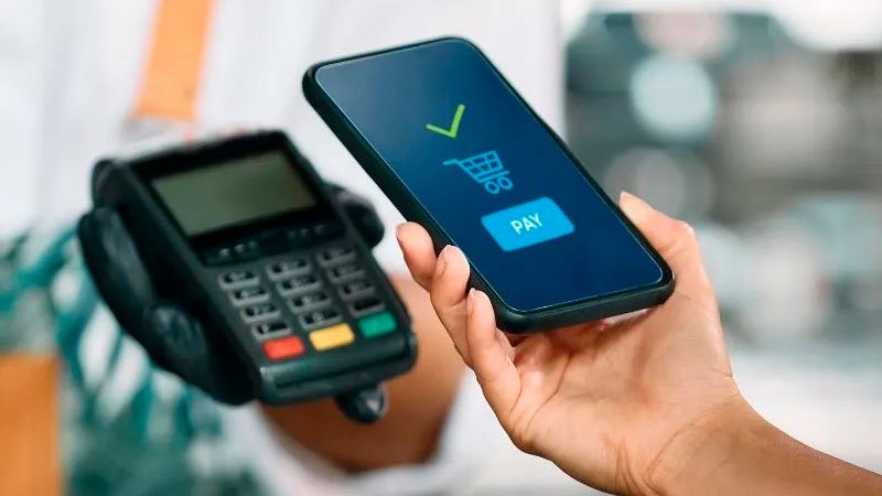 La policía advierte sobre personas que se aprovechan del sistema de pago con tarjeta