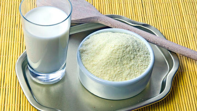 Estas son las marcas de la leche infantil contaminada en México