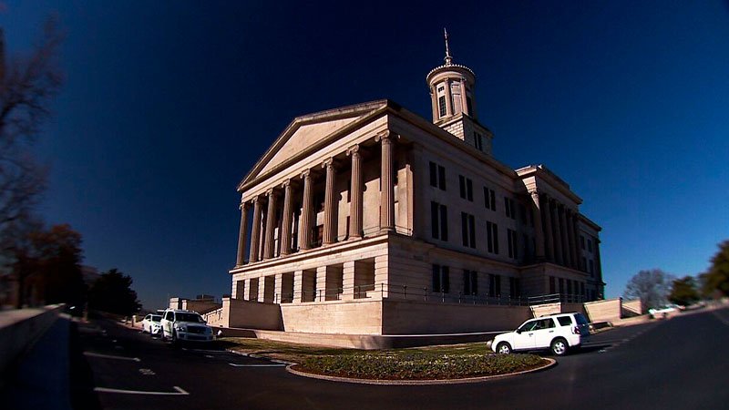 Tennessee publica informe sobre delitos migratorios, la mayoría son infracciones de tránsito